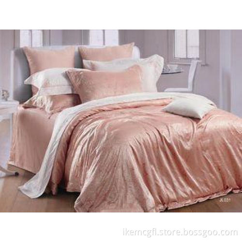 Customized Smooth Natural Silk Luxury Bed Sets Warm for Al